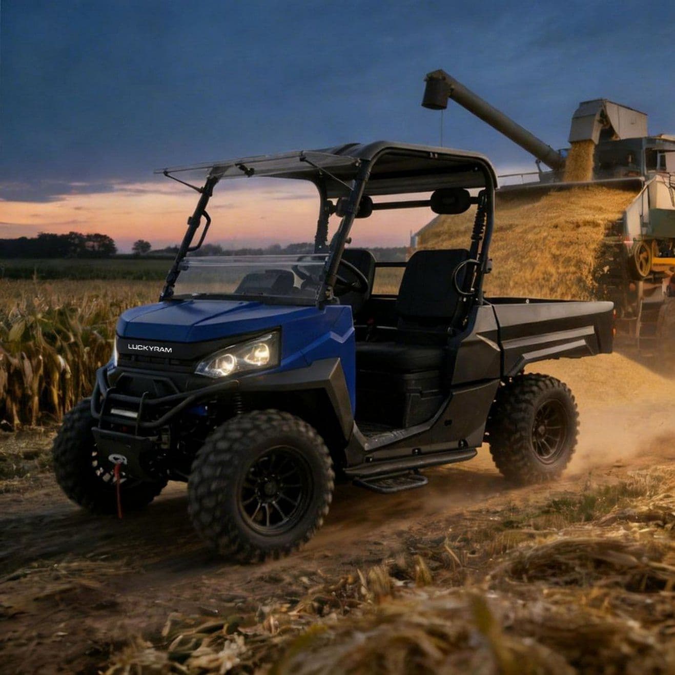 Ниско одржување 10KW AC мотор 4WD UTV за USA Farm 350kg електричен кревет 73,6V Заден товарен електричен кревање